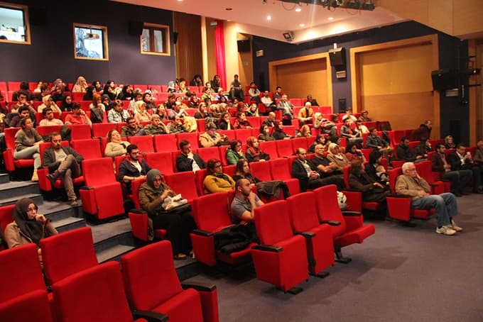 AKM'de Sinema ve gelenek ilişkisi ele alındı 