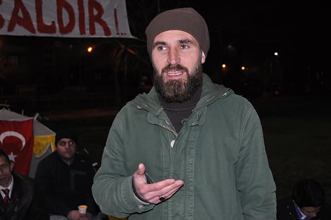 Demokrasi nöbetine 8 aydır devam ediyorlar