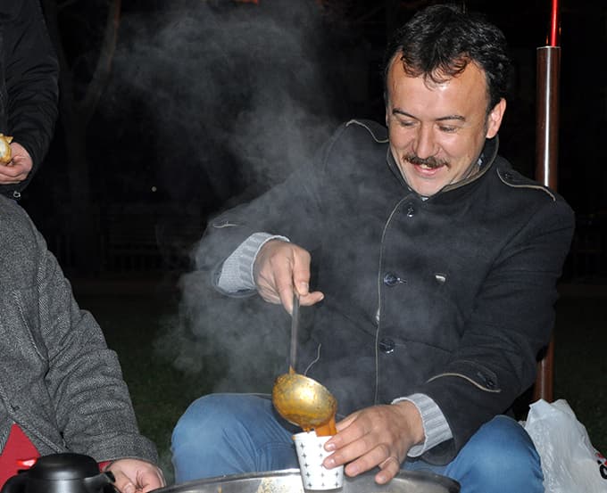 Demokrasi nöbetine 8 aydır devam ediyorlar