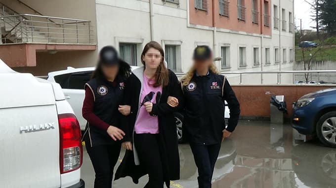 Gözaltına alınan avukat, İstanbul'a gönderildi