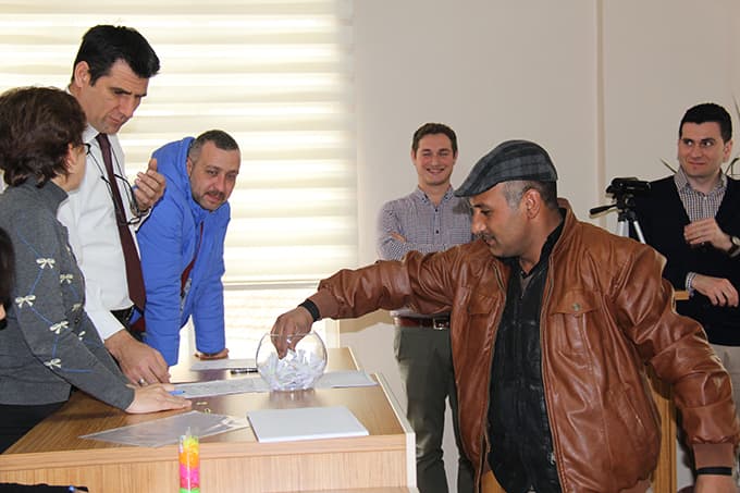 Söğütlü'de kura heyecanı