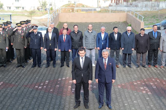 Ferizli Çanakkale Zaferi için tören düzenledi