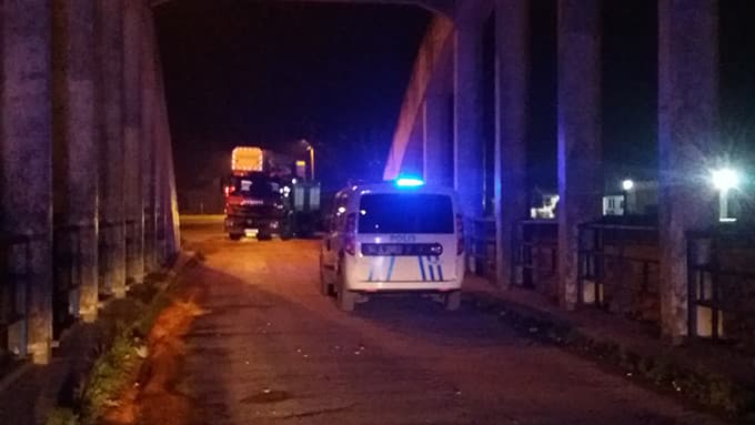 Eski Sakarya Köprüsünde intihar girişimi
