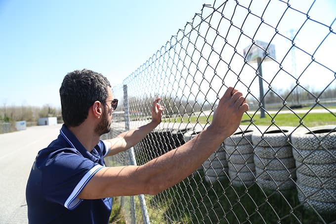 Sofuoğlu pistlere geri dönüyor