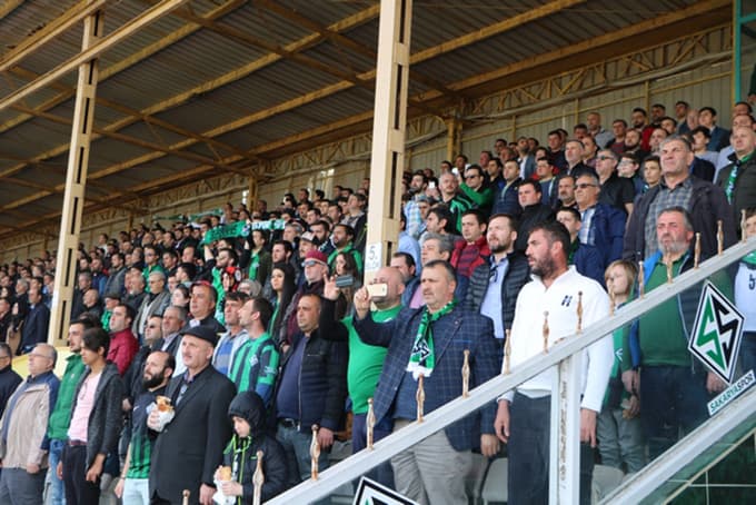 Sakaryaspor'dan 5 gollü galibiyet