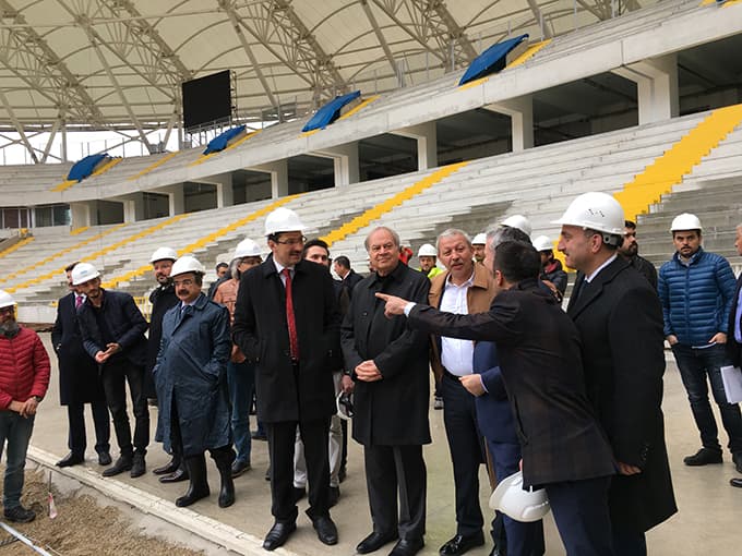 ''Sakaryaspor şehrimizin gözbebeğidir''