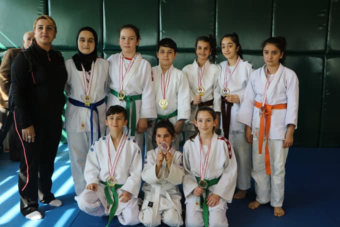 Judo Müsabakaları Nefes Kesti