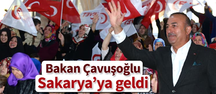 <font size="2"><strong>- &quot;Erdoğan'ın neden g&uuml;ce ihtiyacı olsun&quot; </strong><br /><br />&quot;Cumhurbaşkanı  Recep Tayyip Erdoğan'dan sonrası ne olacak?&quot; diyen &Ccedil;avuşoğlu, kim  gelirse gelsin, T&uuml;rkiye'nin sisteminin g&uuml;&ccedil;l&uuml; olması, istikrarlı olması  ve bunun iyi anlatılması gerektiğini kaydetti.<br /><br />Bug&uuml;n d&uuml;nyada  Erdoğan'dan daha g&uuml;&ccedil;l&uuml;, arkasında halk desteği daha fazla olan bir lider  olmadığını s&ouml;yleyen &Ccedil;avuşoğlu, &quot;Recep Tayyip Erdoğan'ın neden g&uuml;ce  ihtiyacı olsun. Şu anki anayasa, cumhurbaşkanına &ccedil;ok yetki veriyor.  Kenan Evren zamanında vermiş yetkileri, karşılığında sorumluluk yok.  Referanduma g&ouml;t&uuml;receğimiz sistem, esas Recep Tayyip Erdoğan sonrası  T&uuml;rkiye i&ccedil;in gerekir. Recep Tayyip Erdoğan sonrası T&uuml;rkiye'nin  sigortasıdır, bu getireceğimiz sistem. Bunu &ccedil;ok iyi anlatmamız lazım.&quot;  değerlendirmesinde bulundu. <br /><br />&Ccedil;avuşoğlu, demokrasilerde birden  fazla sistem olduğunu dile getirerek, &quot;Ama bizdeki karman &ccedil;orman sistem,  ikili, &uuml;&ccedil;l&uuml; sistem, kriz sebebidir ge&ccedil;mişte olduğu gibi. 2001 krizini  hatırlamıyor musunuz anneler? T&uuml;rkiye'nin y&uuml;zde 50 fakirleştiğini, 50  bankanın battığını, bir gecede y&uuml;zde 100 deval&uuml;asyon olduğunu unuttuk  mu? T&uuml;rkiye'nin geleceği i&ccedil;in endişelenmedik mi? Niye? Sistem karmaşası,  Cumhurbaşkanı-Başbakan kavgası... Bug&uuml;n T&uuml;rkiye'de kavga yoksa  Cumhurbaşkanı ile Başbakan ve AK Parti kadroları arasındaki kardeşlik  duygusundandır.&quot; diye konuştu. <br /><br />T&uuml;rkiye'de 93 yılda 65 h&uuml;k&uuml;met  kurulduğuna, Amerika'da ise 225 yılda 45 h&uuml;k&uuml;metin g&ouml;rev yaptığına  dikkati &ccedil;eken &Ccedil;avuşoğlu, &uuml;lkede se&ccedil;imlerin zamanında yapılmış olması  durumunda şu anki h&uuml;k&uuml;metin 2183 yılında ancak kurulabileceğini ifade  etti.</font>