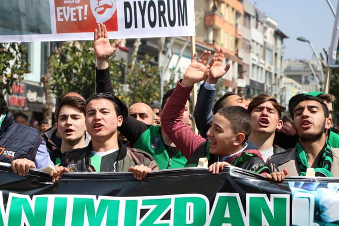 Tatangalar, Eymen bebeğe destek için yürüdüler
