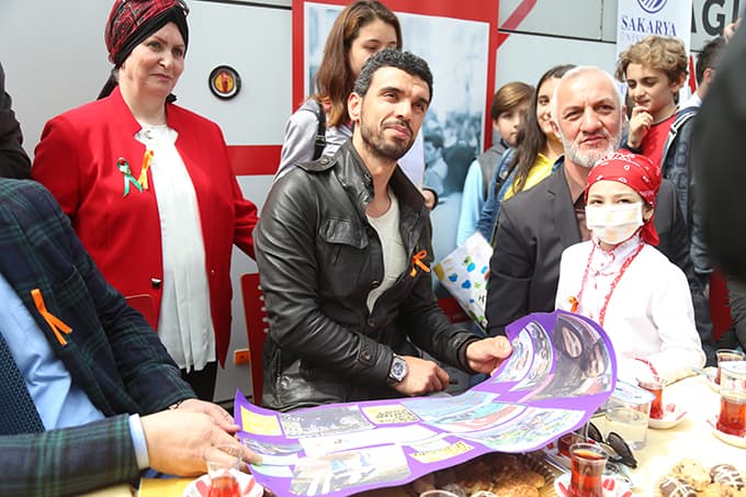 Kenan Sofuoğlu'ndan lösemili çocuklara destek