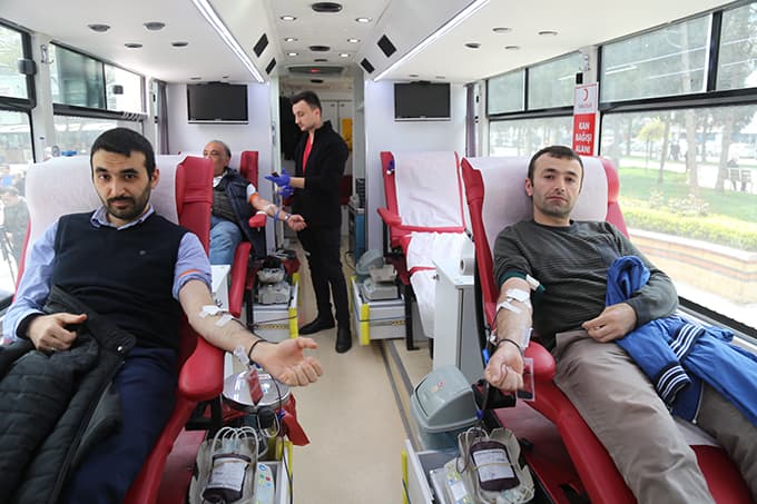 Kenan Sofuoğlu'ndan lösemili çocuklara destek