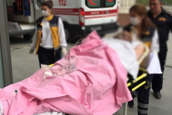 Havai fişek fabrikasında yangın çıktı