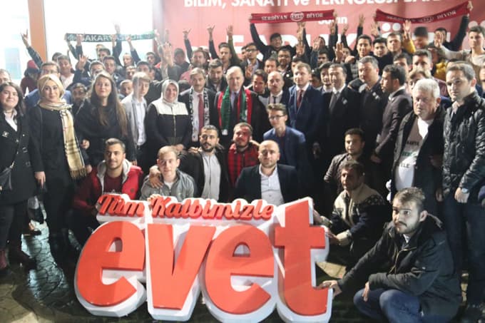 Bakan Özlü Serdivan'da bilime dair konuştu