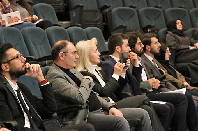 Mültecilik meselesi konuşuldu