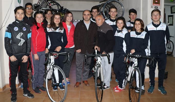 13 sporcumuz Adana'da ilimizi  temsil edecek