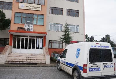Hırsızların Bu Seferki Durağı Kız Lisesi Oldu