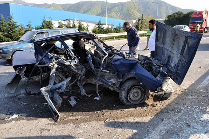 Geyve'de trafik kazası: 6 yaralı