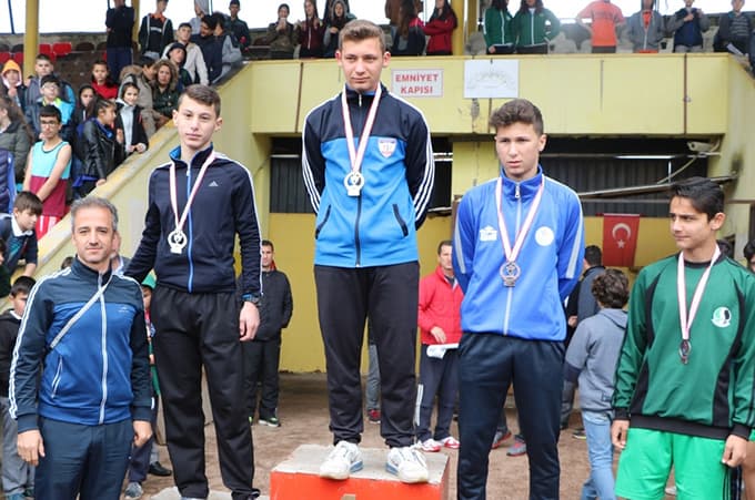 Okul Sporları Yıldızlar Atletizm İl Birinciliği sona erdi