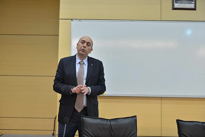 ''Çeviride Pazarlama'' konuşuldu