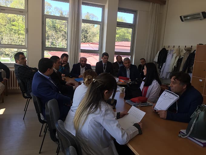 Eğitim Bir-Sen Hendek'te eğitimcilerle buluştu