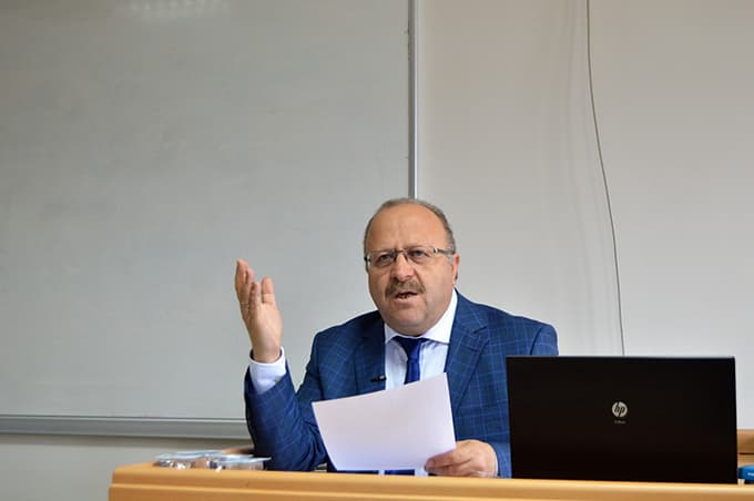 ''Avrupa-merkezcilik'' konuşuldu