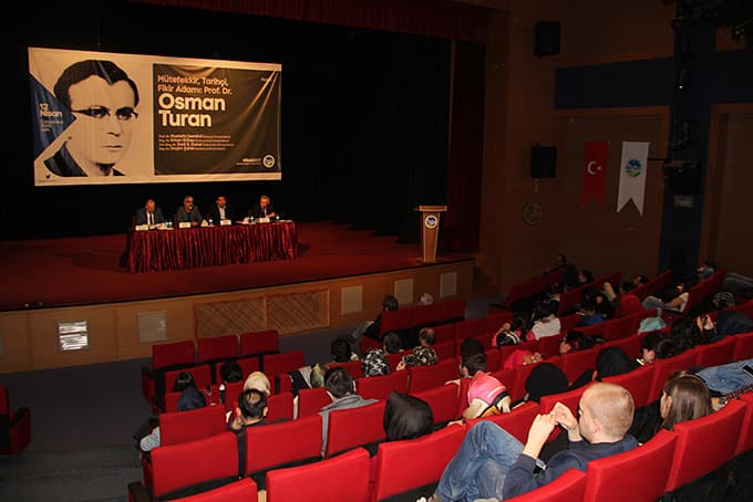 Osman Turan bir fikir adamıdır