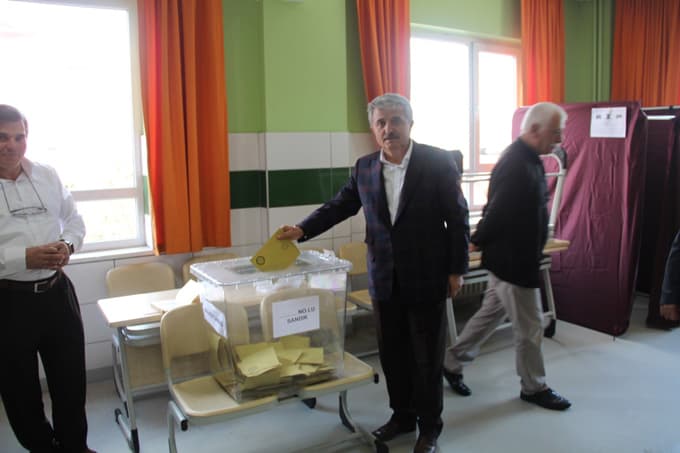 Ferizli ve Söğütlü'de seçim heyecanı