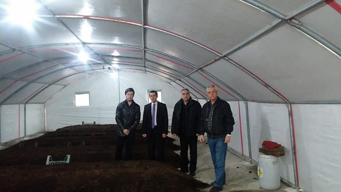SAÜ'lü öğrenciden solucan gübresi üretimi