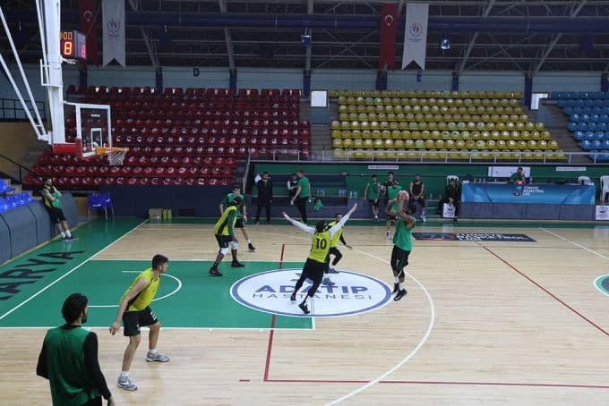 Dev adamlarda hedef, "Liderlik"