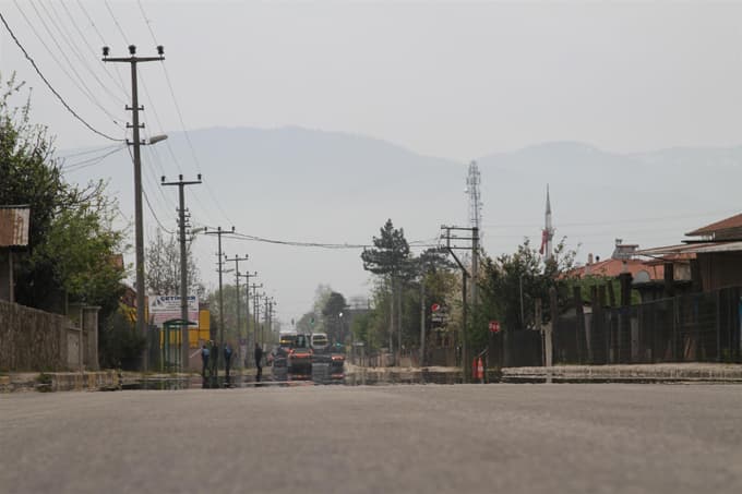 Akyazı sıcak asfalt ile buluştu