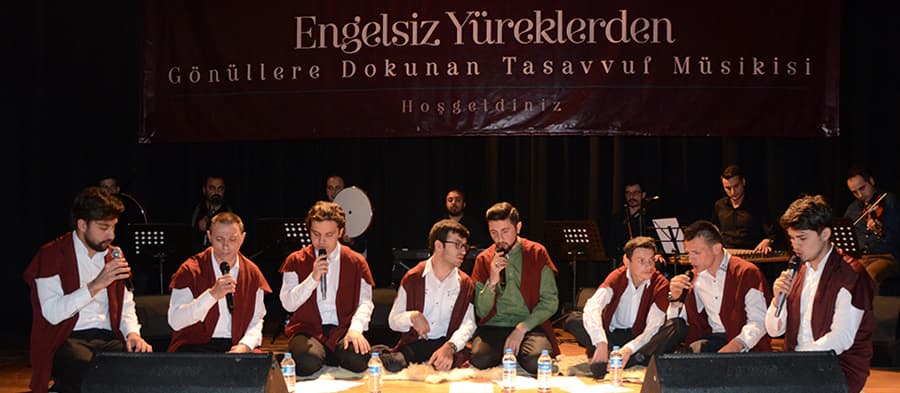Öğrencilerden tasavvuf konseri