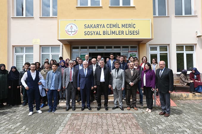 Yeni yurt binası hizmette 