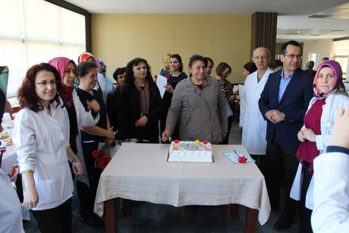 Ebelere teşekkür belgesi verildi