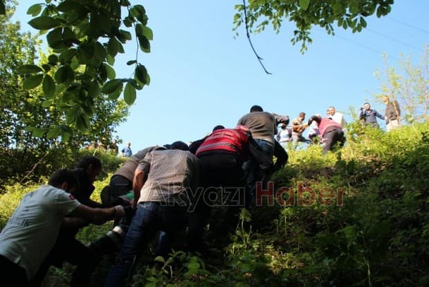 25 metrelik uçuruma yuvarlandı