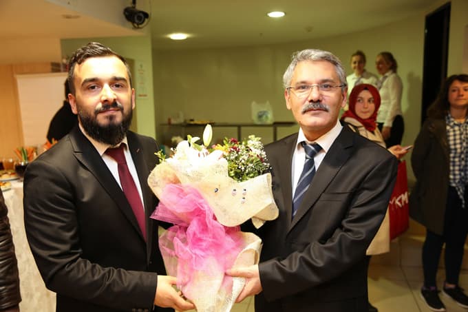 Ebru ve Kaligrafi Sergisi açıldı