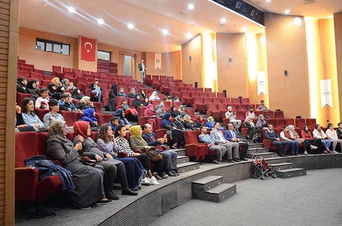 Sığınmacılara Sakarya anlatıldı