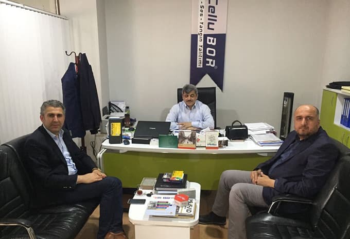 TÜMSİAD üyeleriyle istişarede