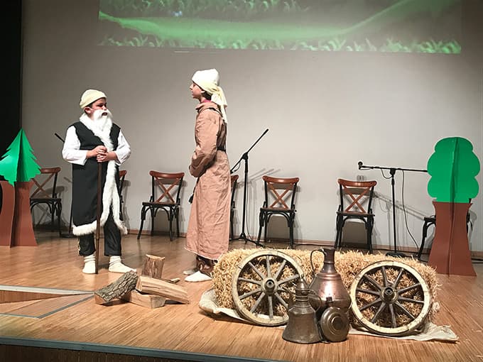 Sakarya Yunus Emre'yi andı