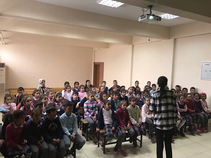 Öğrenciler 'Geri Dönüşüm'ü tanımaya başlıyor