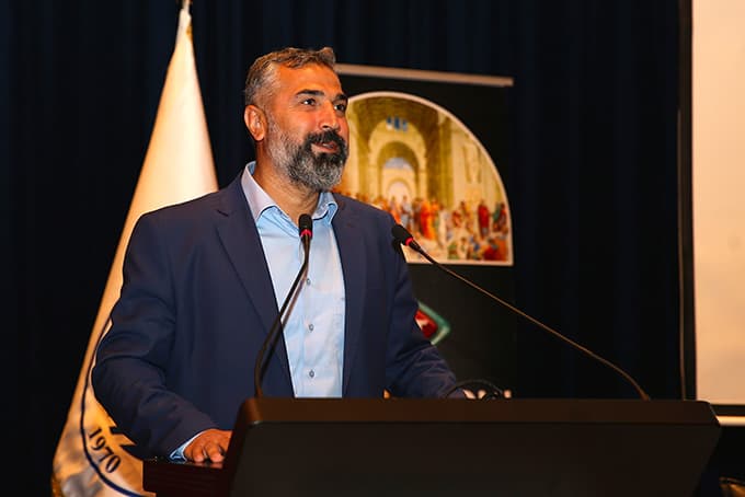 "Payitaht Abdülhamid" oyuncuları öğrencilerle buluştu