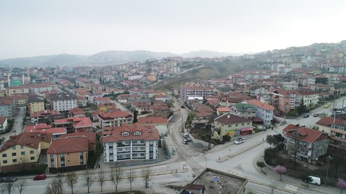 Karadere Caddesi'ndeki çalışmalar tamamlanıyor