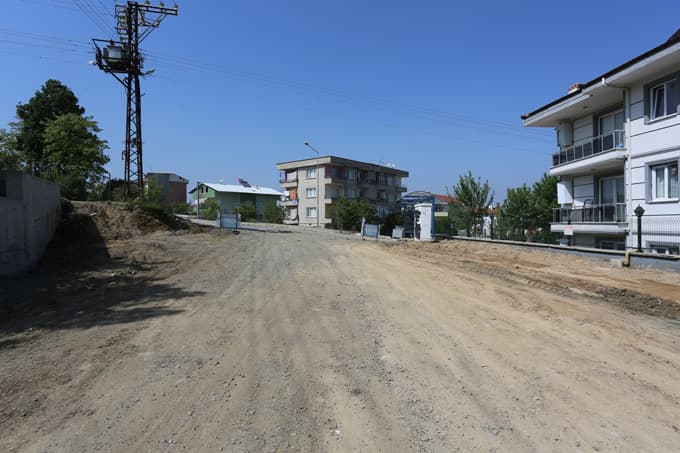 Karadere Caddesi'ndeki çalışmalar tamamlanıyor