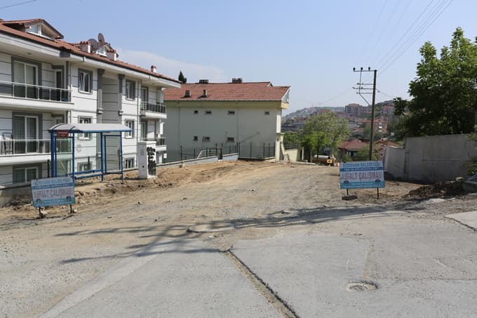 Karadere Caddesi'ndeki çalışmalar tamamlanıyor