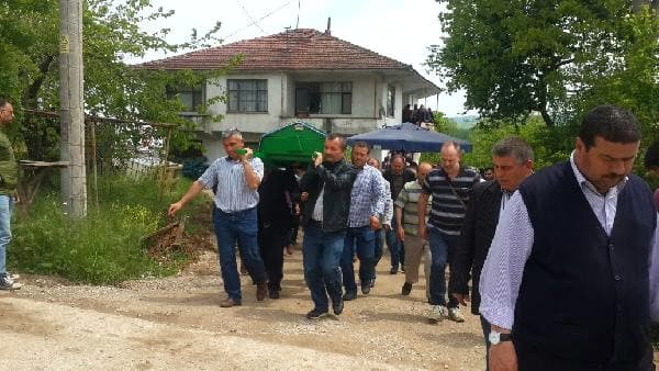 Sakaryalı Hasan, arkadaşını öldürüp intihar etti