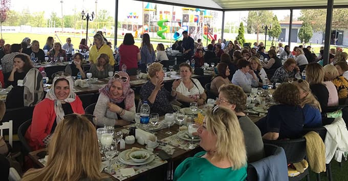 Geleneksel Hıdrellez yemeğinde buluştular