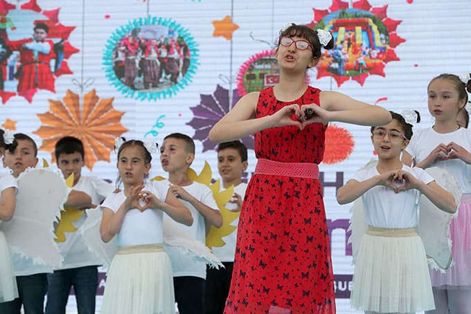 "Hayatı paylaşmaya hiçbir engel yok"