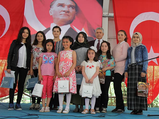 Söğütlü'de anneler günü böyle kutlandı