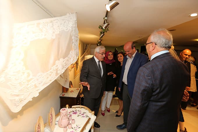 El emeklerinin sergisini açtılar