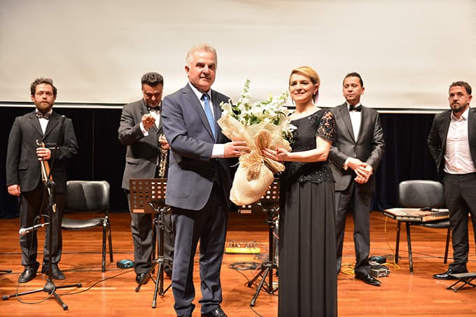 Güfteden Besteye Besteden Dile Konseri
