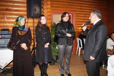 Hendek'te Miting Gibi Kutlama
